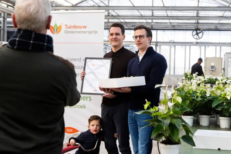 'Anthuriums telen kan ook heel goed veenvrij' 'Anthuriums telen kan ook heel goed veenvrij'