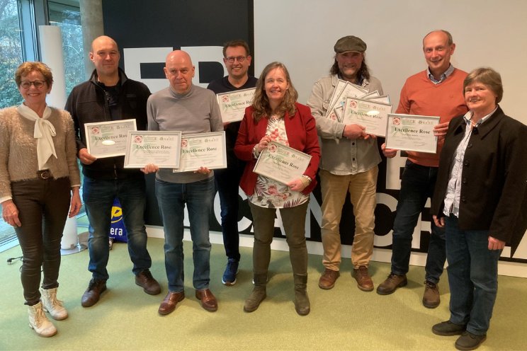 Excellence-certificaten en nieuw bestuurslid Excellence-certificaten en nieuw bestuurslid