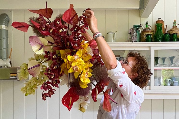 Anthurium en Cymbidium basis decemberdecoraties Anthurium en Cymbidium basis decemberdecoraties