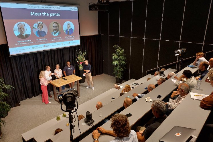 ∑-Grow panel: Hoe houden we steden leefbaar? ∑-Grow panel: Hoe houden we steden leefbaar?