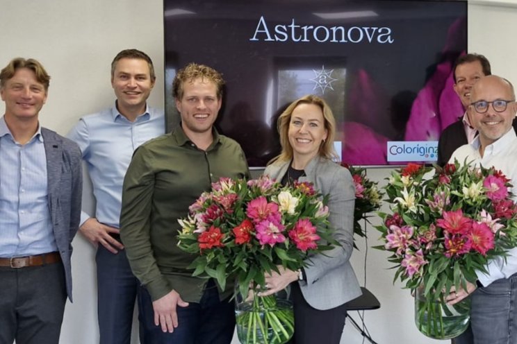 Morgen: KAS Live! met Coloríginz en Astronova Morgen: KAS Live! met Coloríginz en Astronova